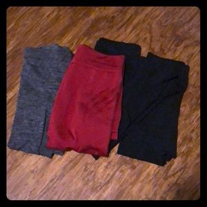 Lot of 3 pairs of leggings, 2 tights